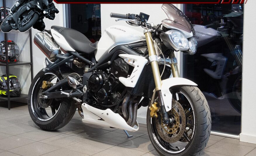 Triumph Street Triple