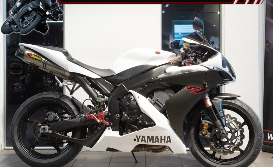 Yamaha YZF R1